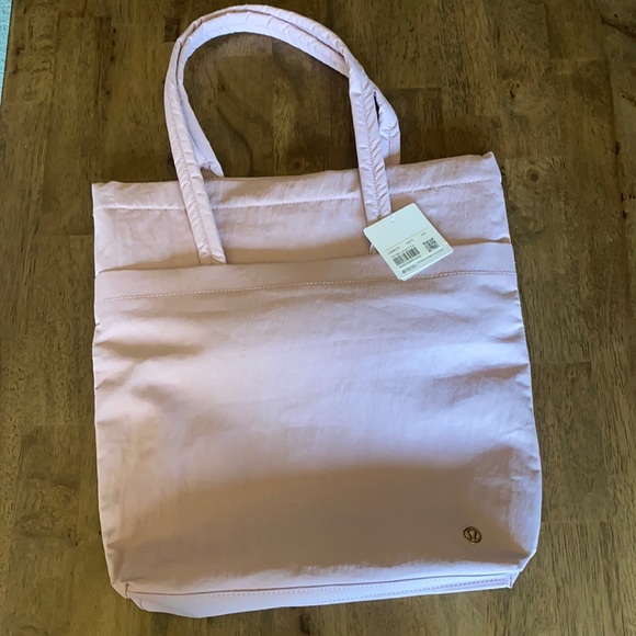 Lululemon “On My Level Tote”